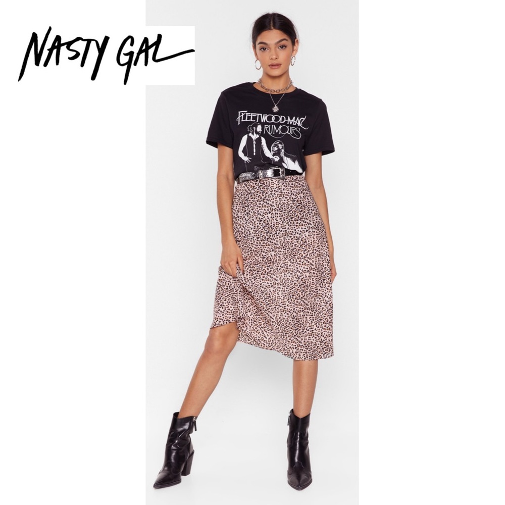 ⚡️NASTY GAL Satin Midi Pink Leopard Print Skirt 🐆
